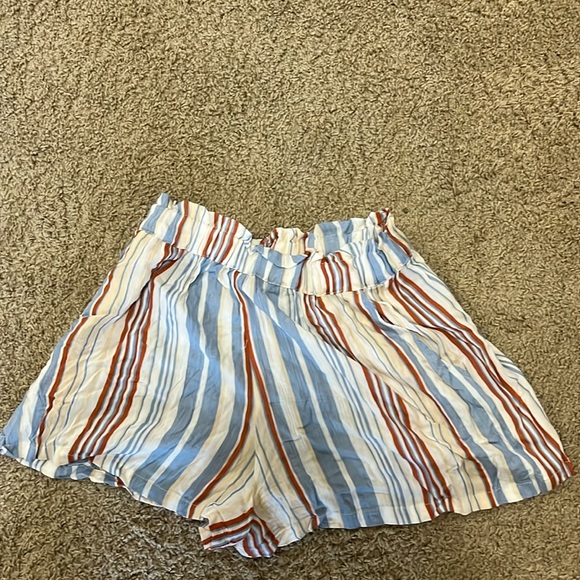 Angie Striped Fashion Shorts - Picture 1 of 2